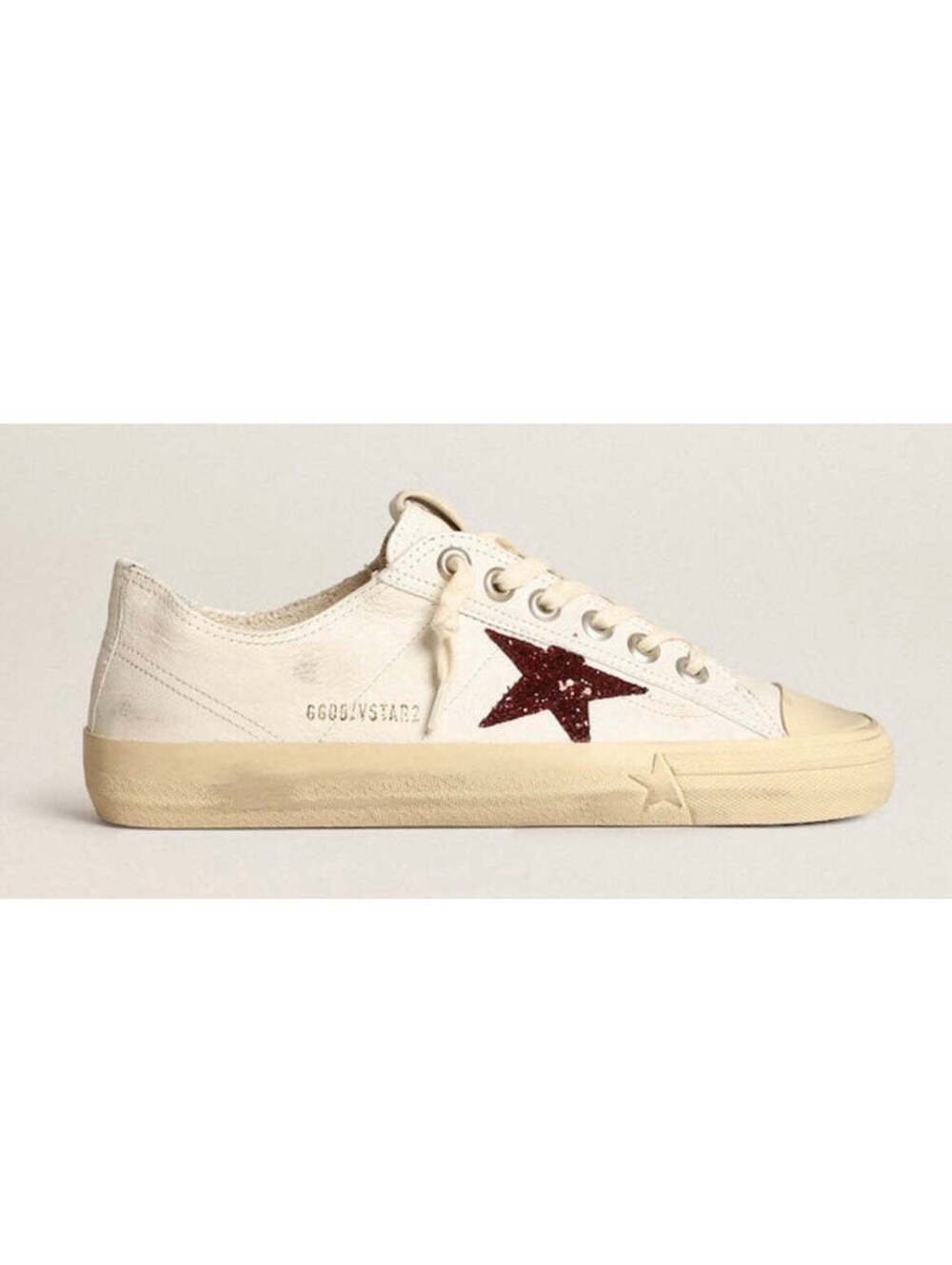 Golden Goose V-Star 2 Sneakers(PLEASE REQUEST YOUR SIZE BEFORE PURCHASING)